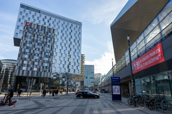 Comment l'architecture moderne a changé le visage de nos villes ?