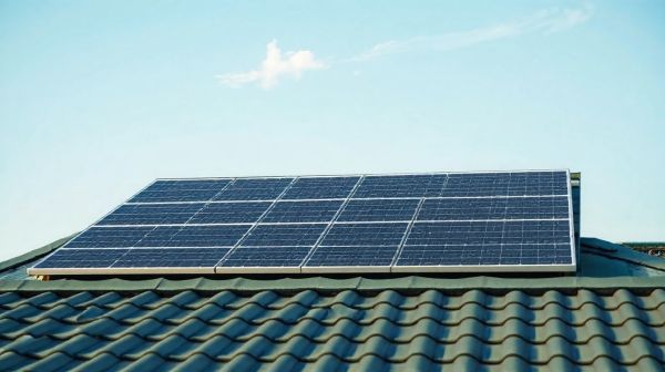 Économisez sur vos factures avec un panneau solaire photovoltaïque